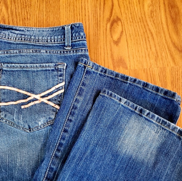 Aeropostale Jeans 11/12 short - Picture 3 of 4